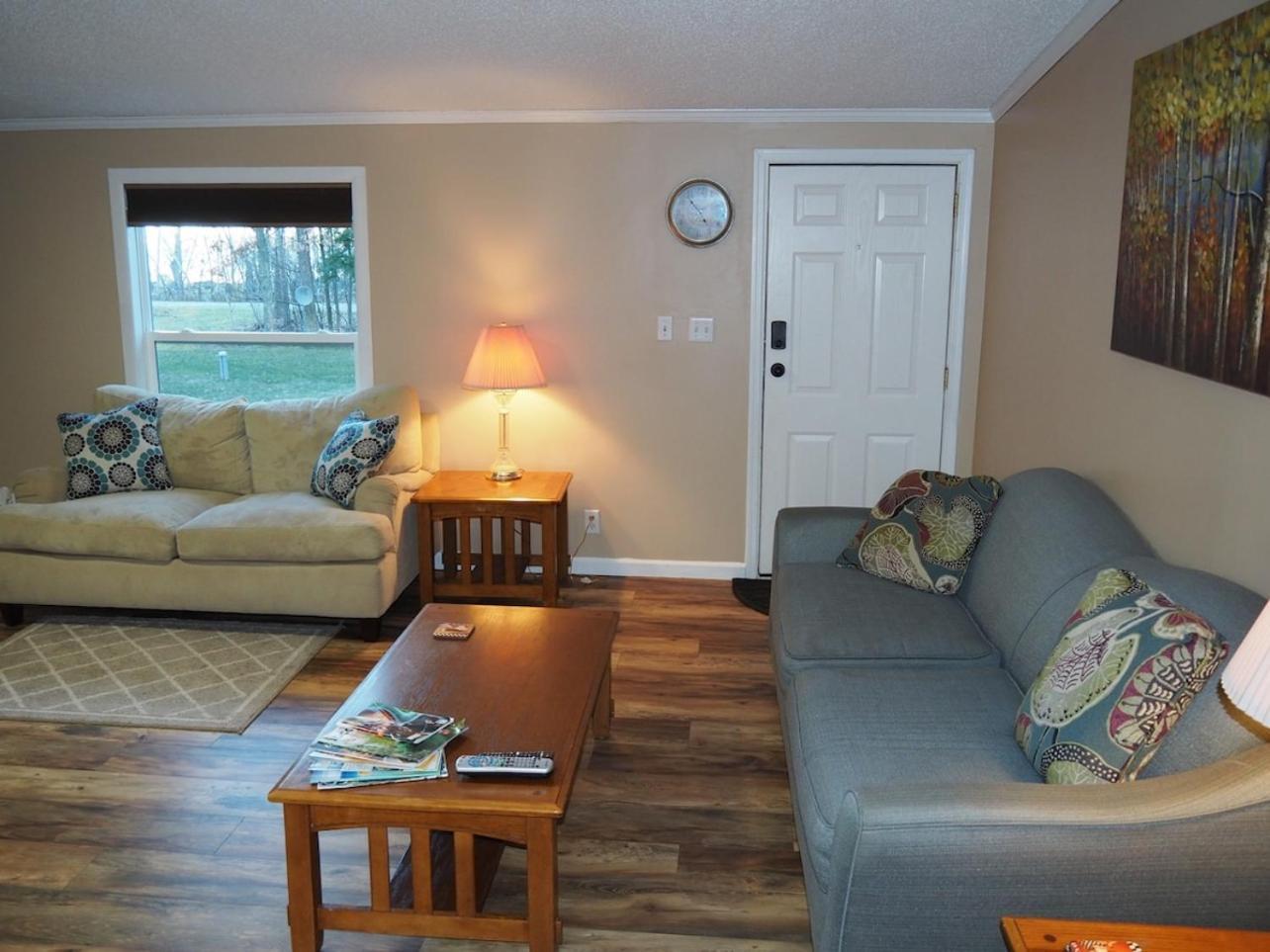The Green Lake Getaway - Shared Lake Access! Interlochen Exterior foto